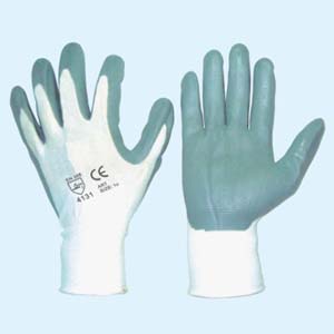 Foam Nitrile Glove